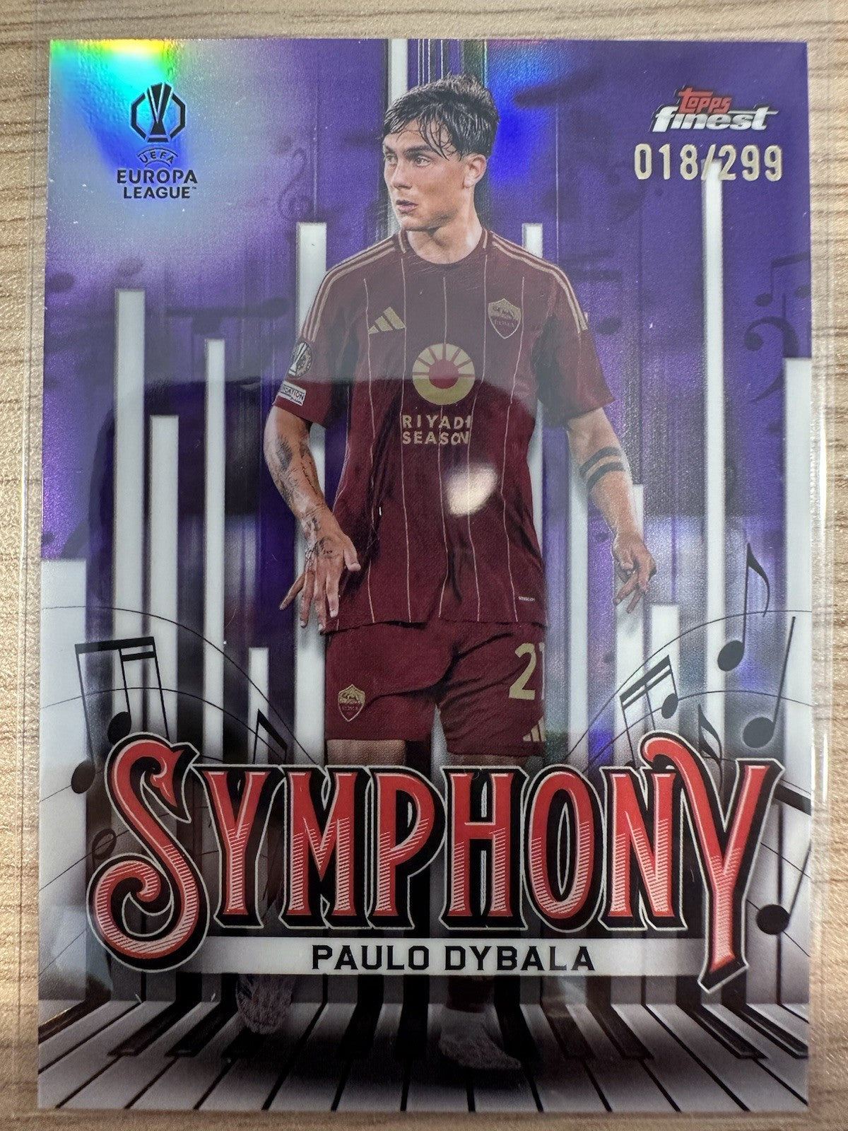 Paulo Dybala /299 Topps Finest UEL Symphony