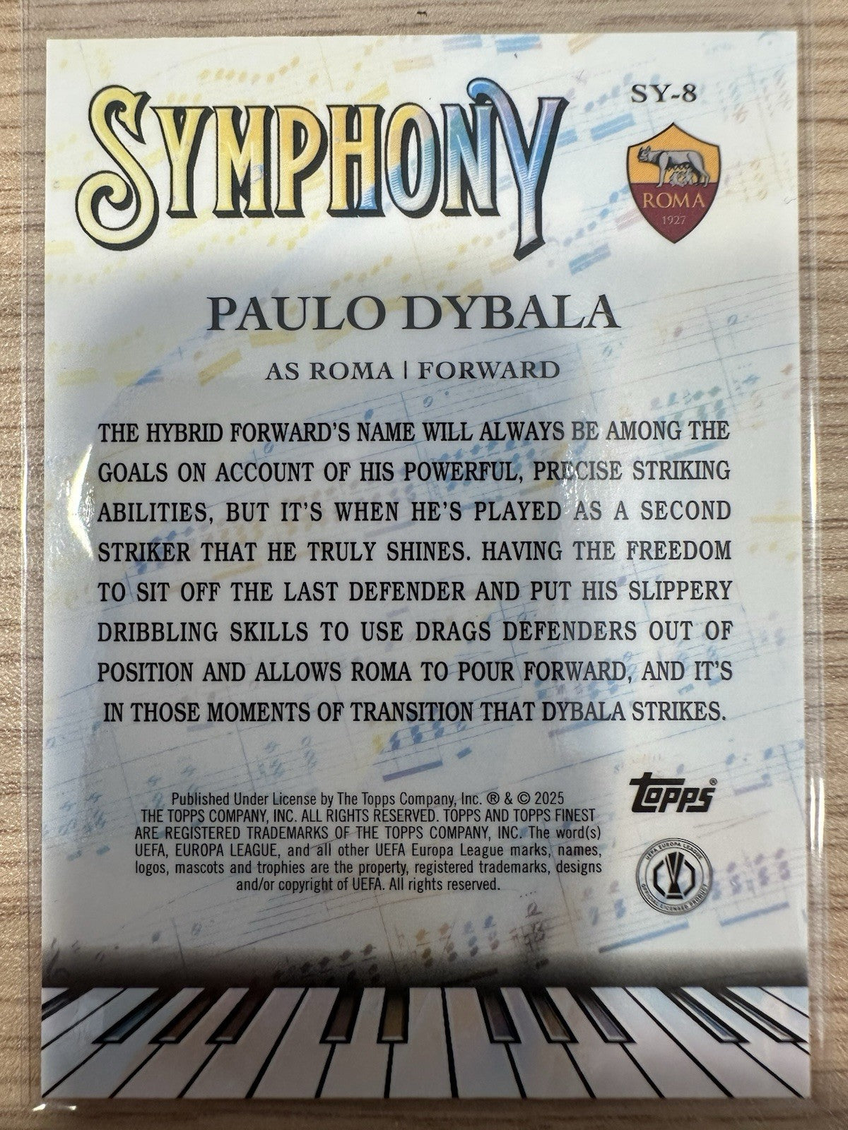 Paulo Dybala /299 Topps Finest UEL Symphony