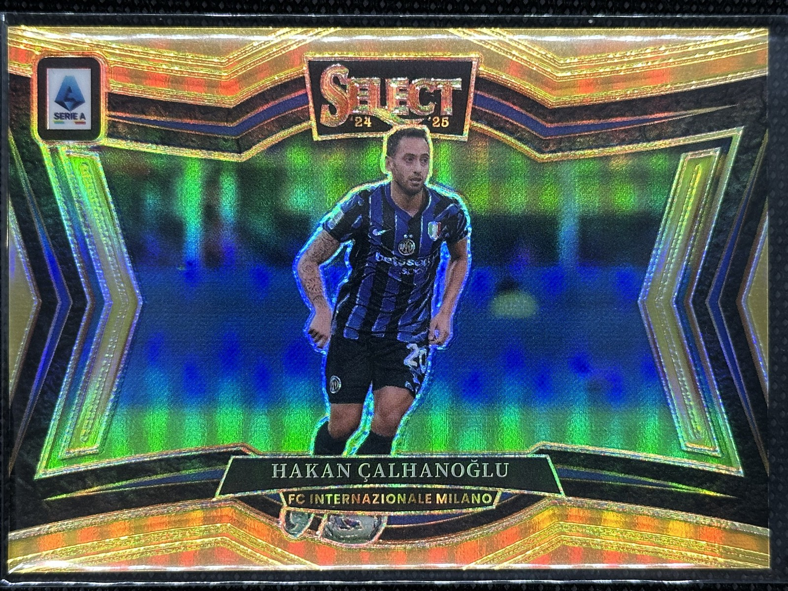 Hakan Calhanoglu /10 Gold Panini Select 2024/25 Inter