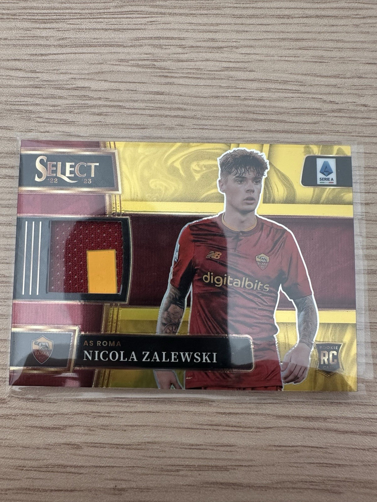 Nicola Zelewski 4/10 Rookie Patch Select Serie A 2022/23