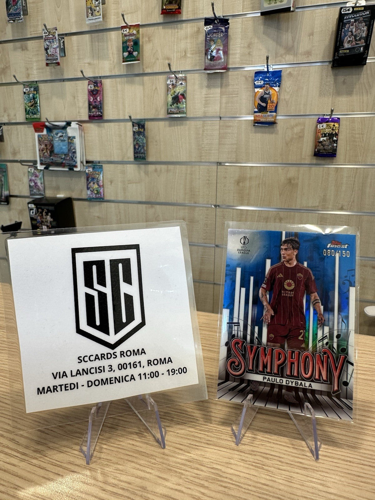 Paulo Dybala 60/150 Topps Finest UEL Symphony