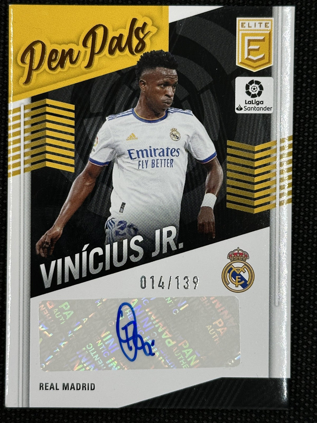 Vinícius Jr. /139 Autograph Pen Pals Panini Donruss Elite La Liga 2021/22