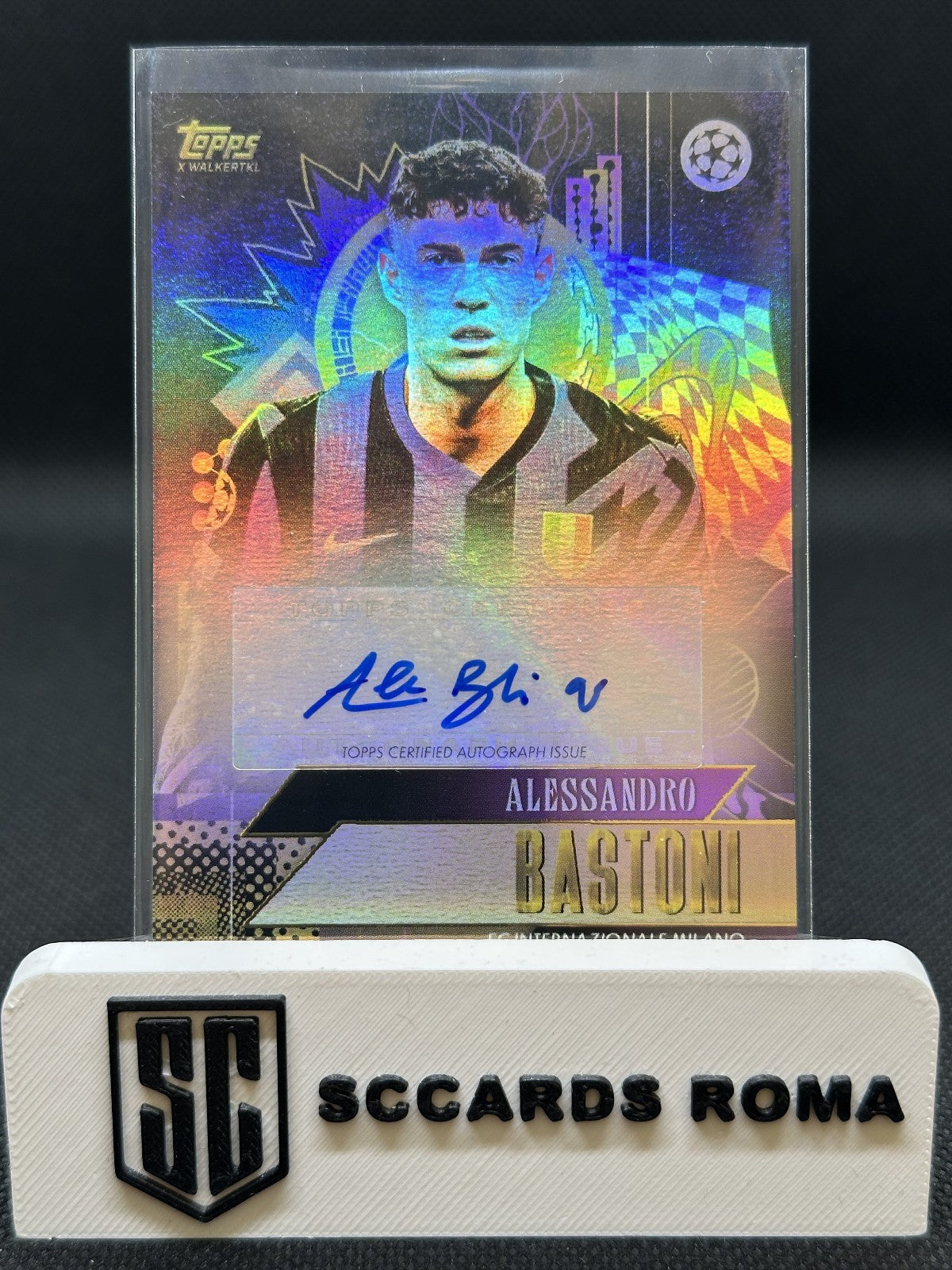 Alessandro Bastoni Autograph Topps UEFA Champions League 2024