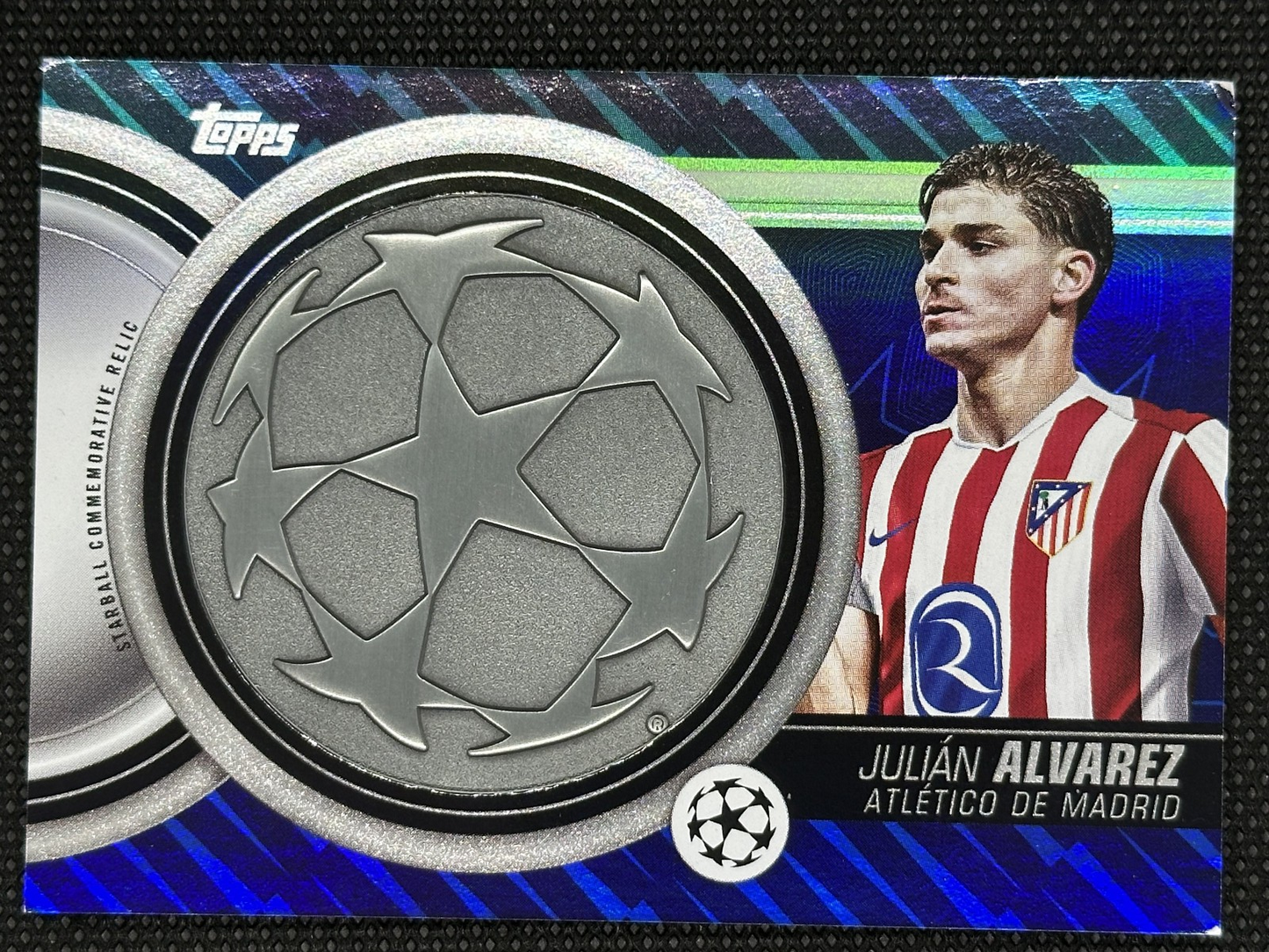 Julian Alvarez Starball Relic Topps UCC Flagship Edition 2025/26