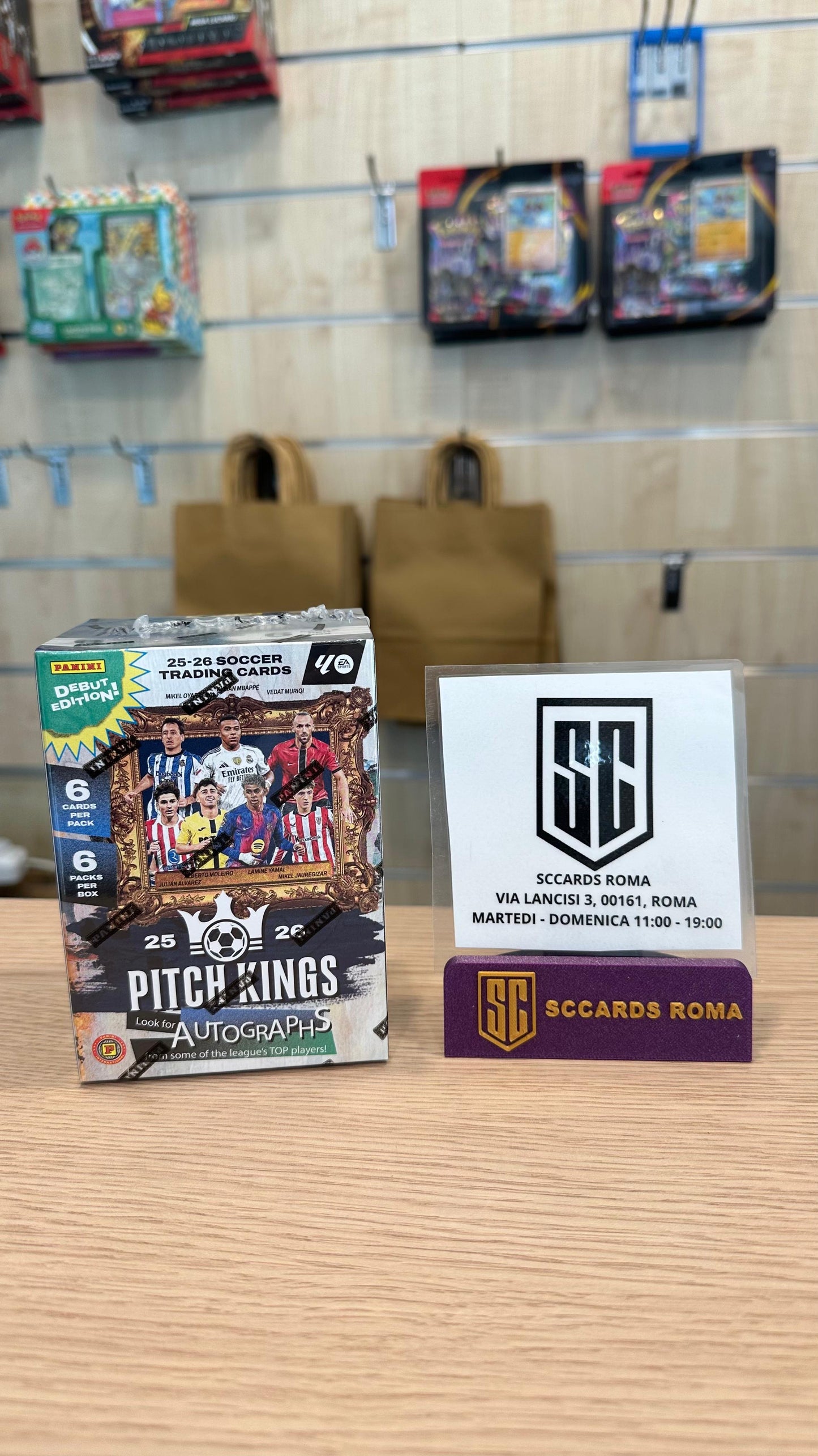 Panini Le Liga Pitch Kings Debut Edition Blaster Box International 2025/26