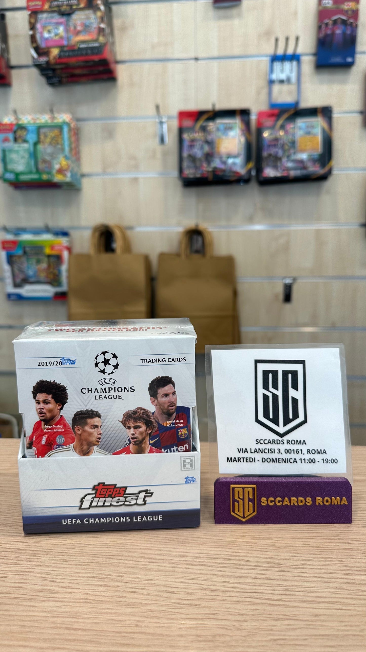 2019/20 Topps Finest UEFA Champions League Soccer Hobby Box