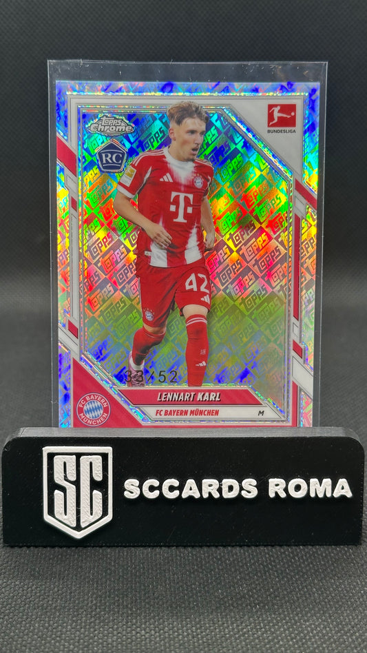 Lennart Karl Rookie /52 Logo Fractor Topps Chrome Bundesliga 2025/26