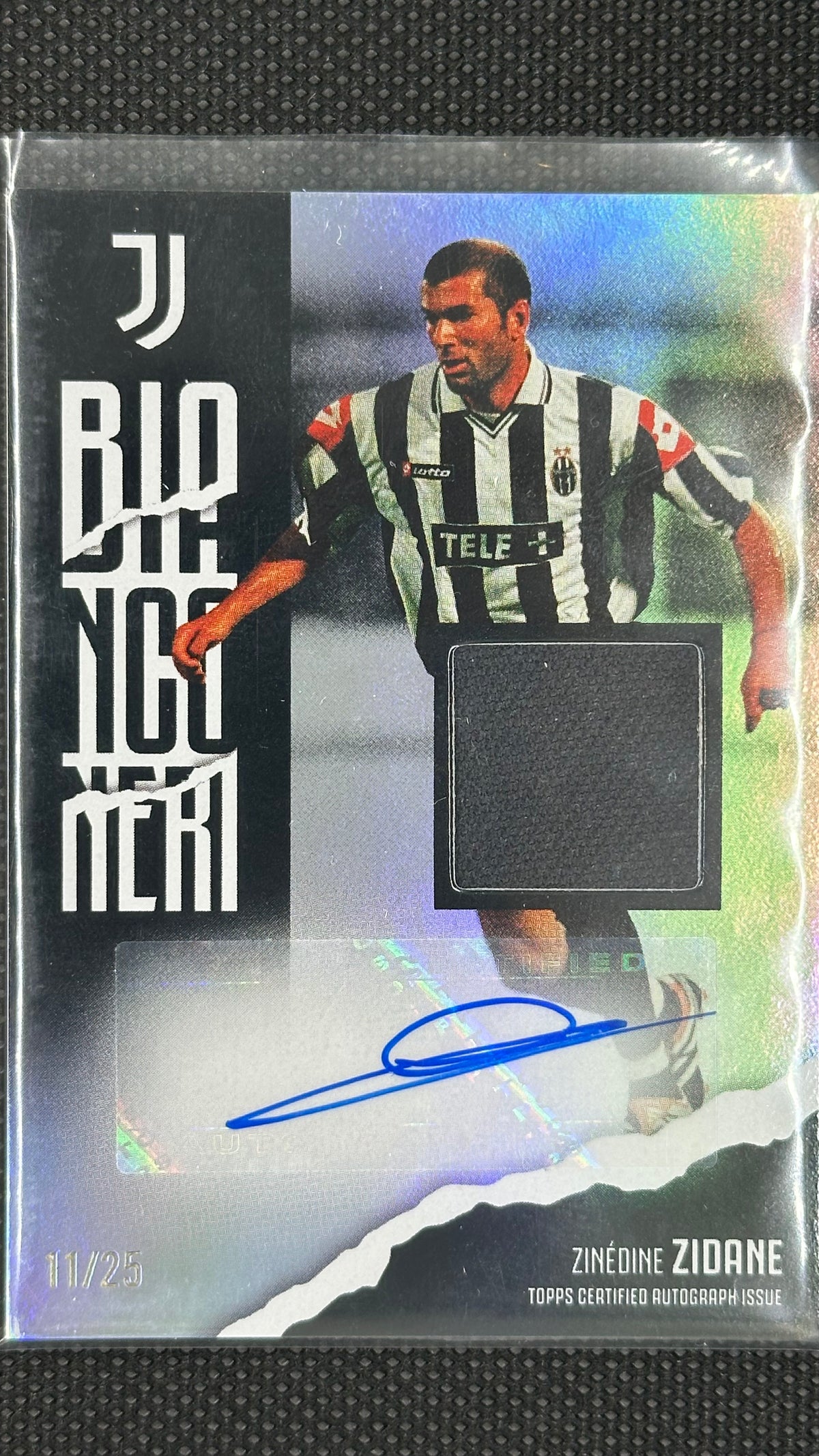 Zinedine Zidane auto patch /25 Juventus