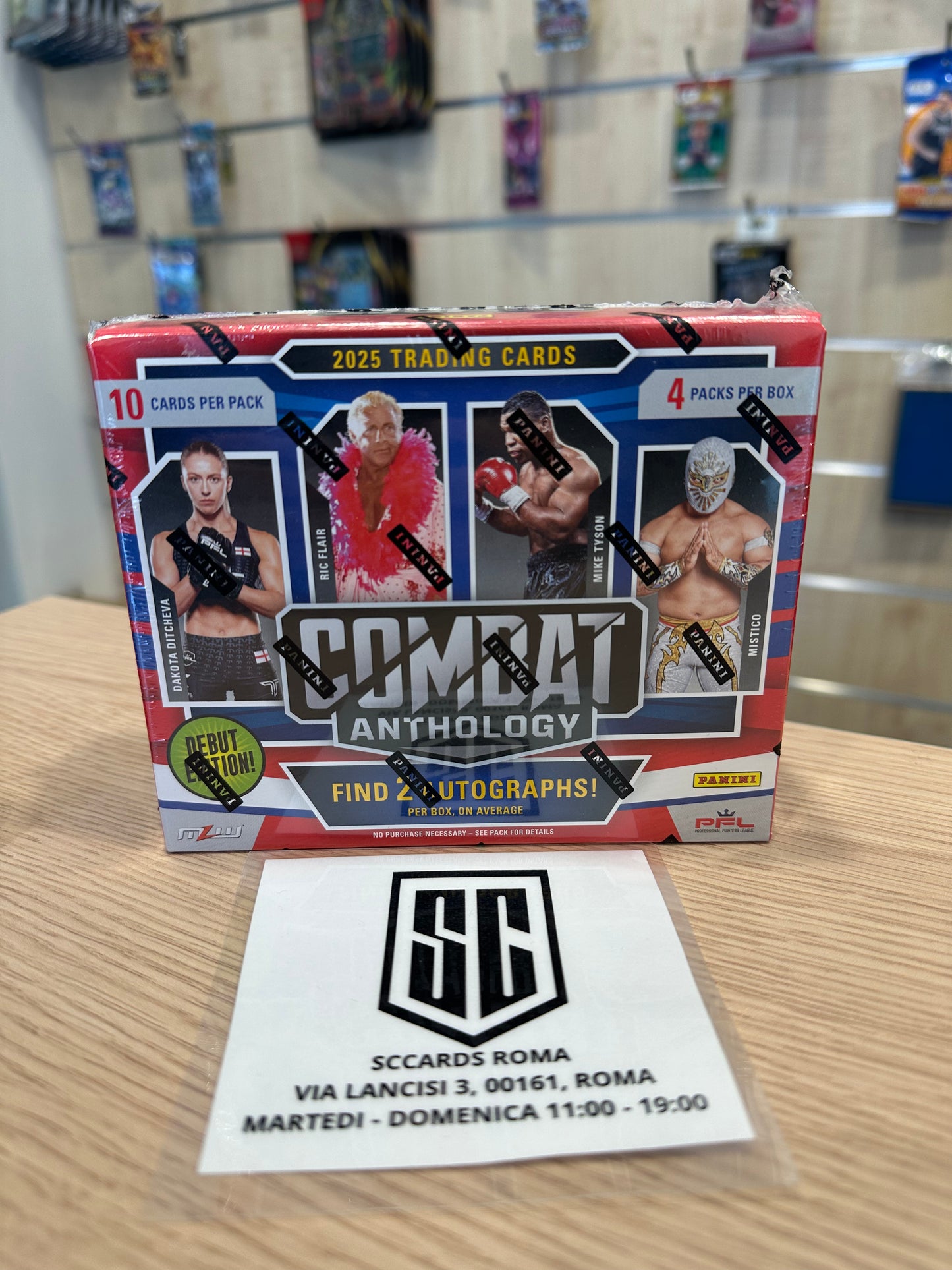 Panini Combat Anthology Debut Edition Box 2025