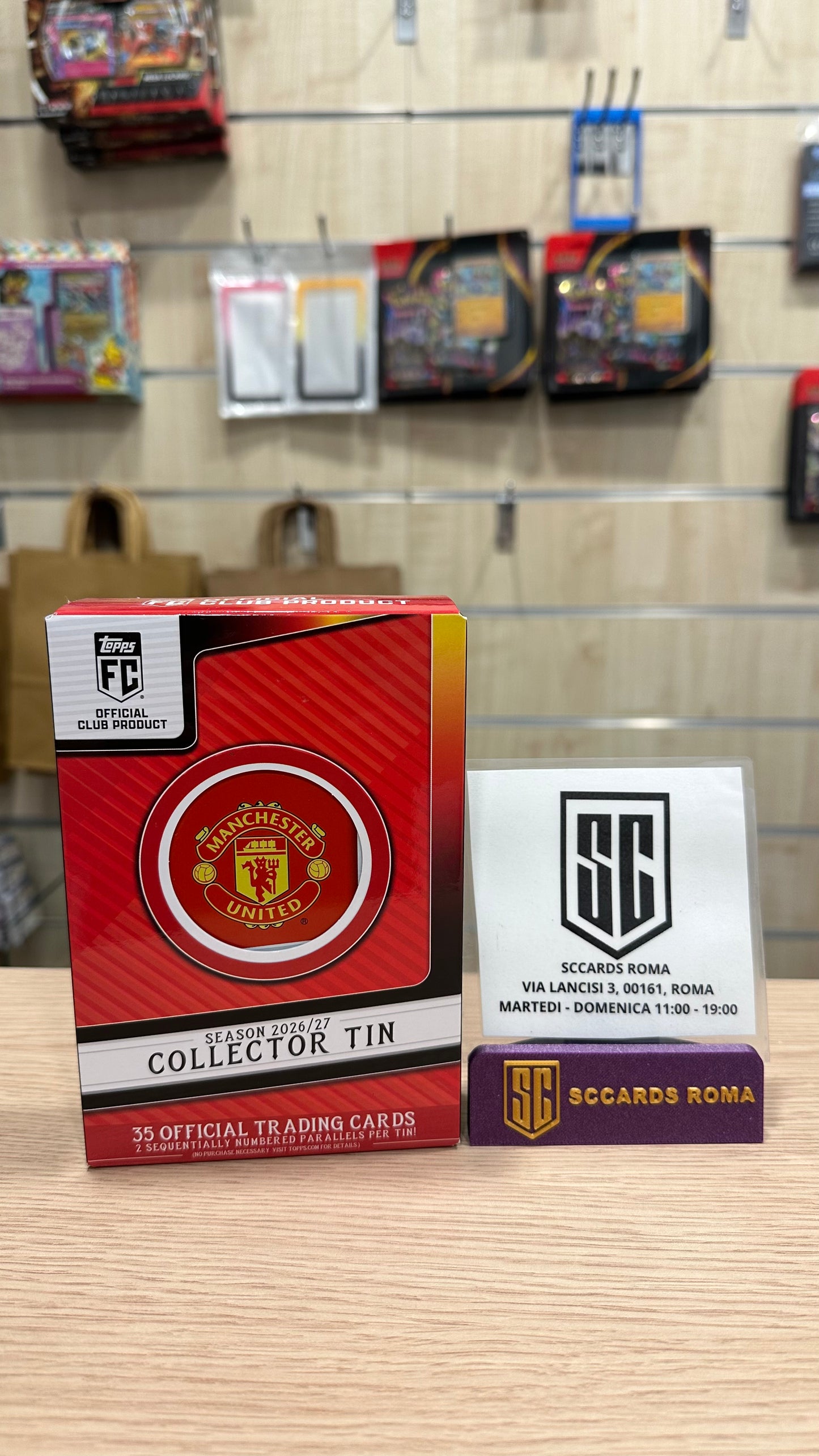 2026-27 Topps Manchester United – Collector Tin
